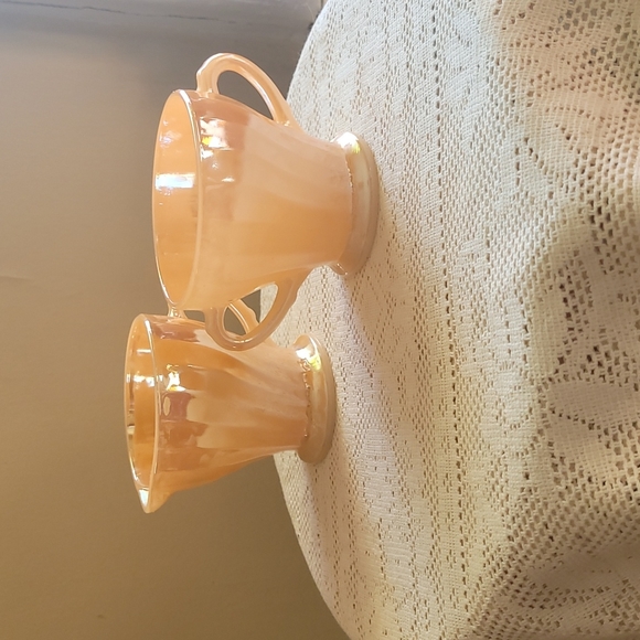 Fire King Peach Lustre Sugar Bowl & Creamer - Picture 2 of 8